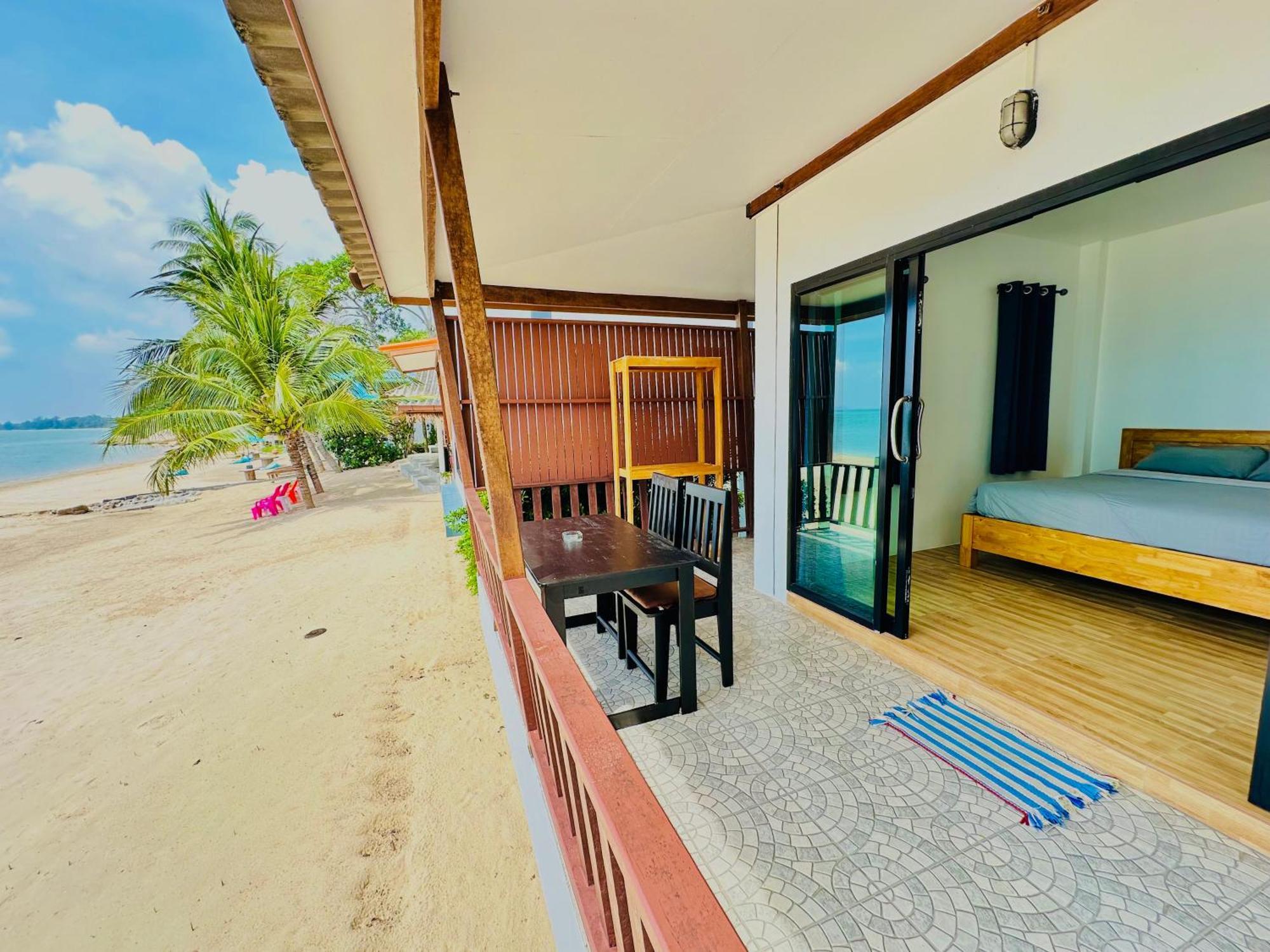 The Scenery Beach Resort Baan Khai Ngoại thất bức ảnh