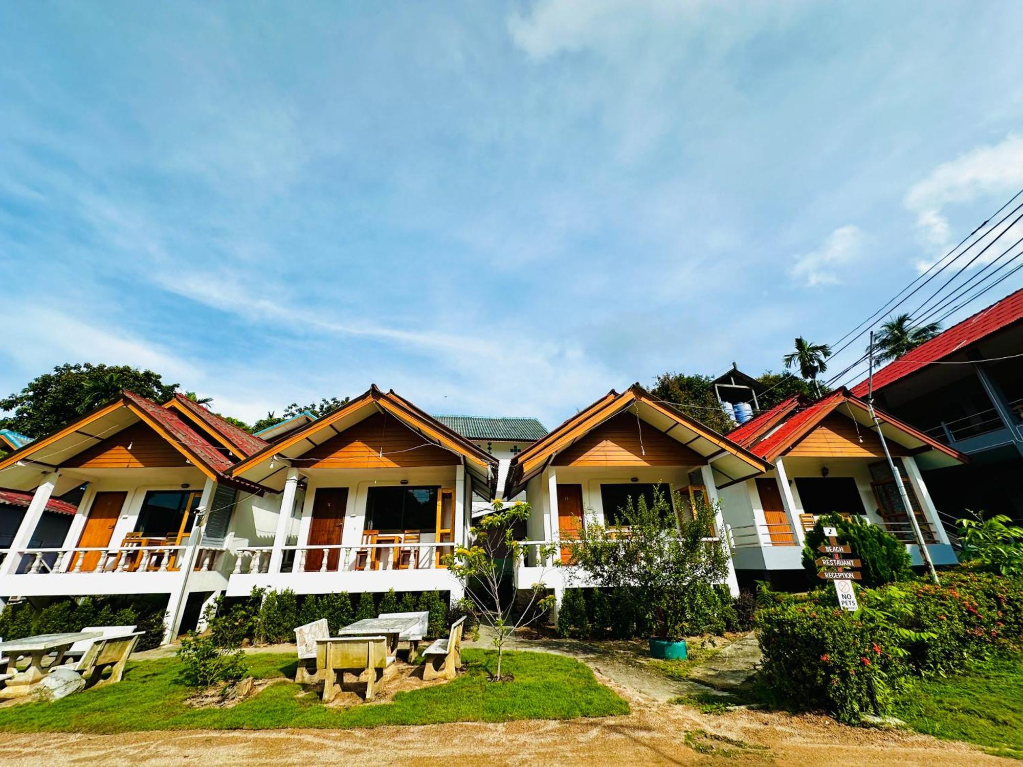 The Scenery Beach Resort Baan Khai Ngoại thất bức ảnh